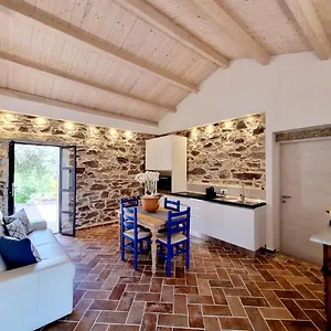 Apartment Stazzo La Quercia Piscina Condivisa, San Teodoro (Sardinia)